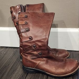 Women’s Merrell Cherry Brown Waterproof Boots - Size 8 - Tetra Launch